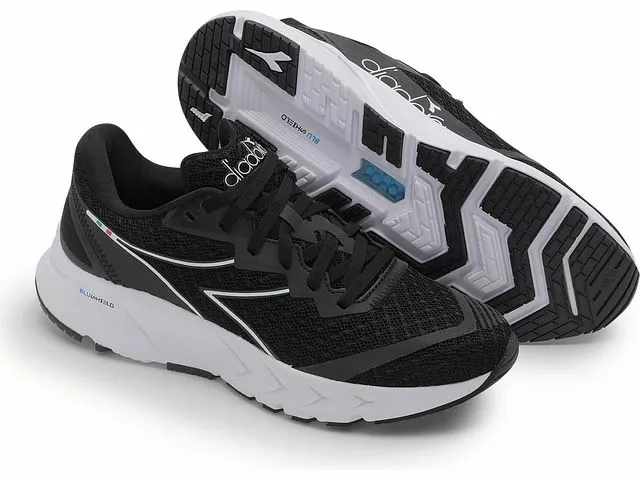 Diadora Mythos Blushield Volo 2 GLAM