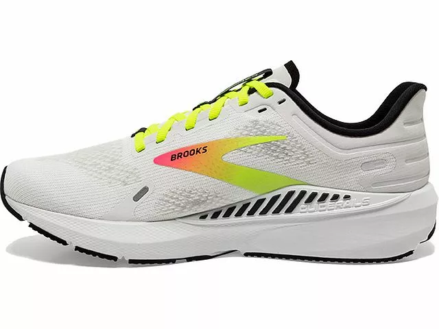 Brooks Launch GTS 9 - Image 51