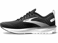 Brooks Revel 6