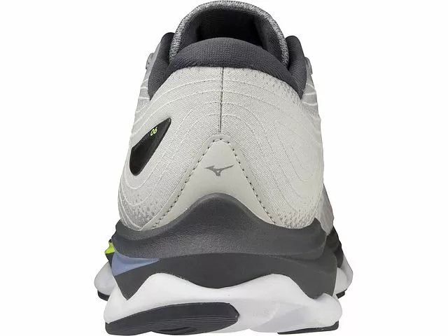 Mizuno Wave Sky 6 - Image 5