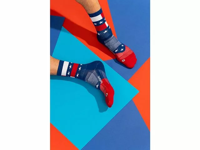 Feetures USA Elite Light Mini Crew - Image 4