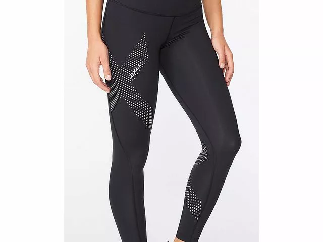 2XU Mid-Rise Compression Tight - Image 3