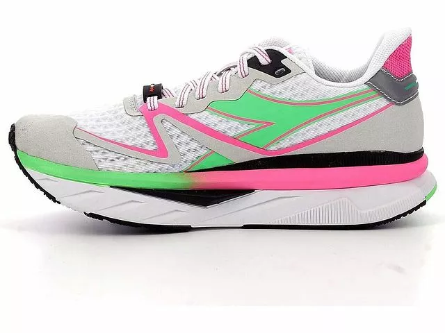 Diadora Atomo V7000 - Image 2