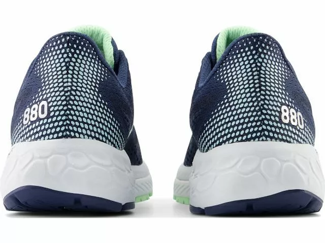 New Balance Fresh Foam 880 V13 - Image 54