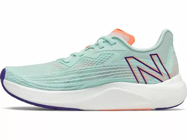 New Balance FuelCell Rebel V2 - Image 33